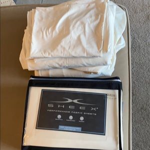 SHEEX queen ecru 2 sets, PLUS 2 extra pillowcases